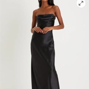 Lulu's Classic Black Strapless Gown